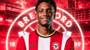 Oficjalnie: Brentford wygrywa wyścig o wielki talent. Kolejny Ekwadorczyk w Premier League