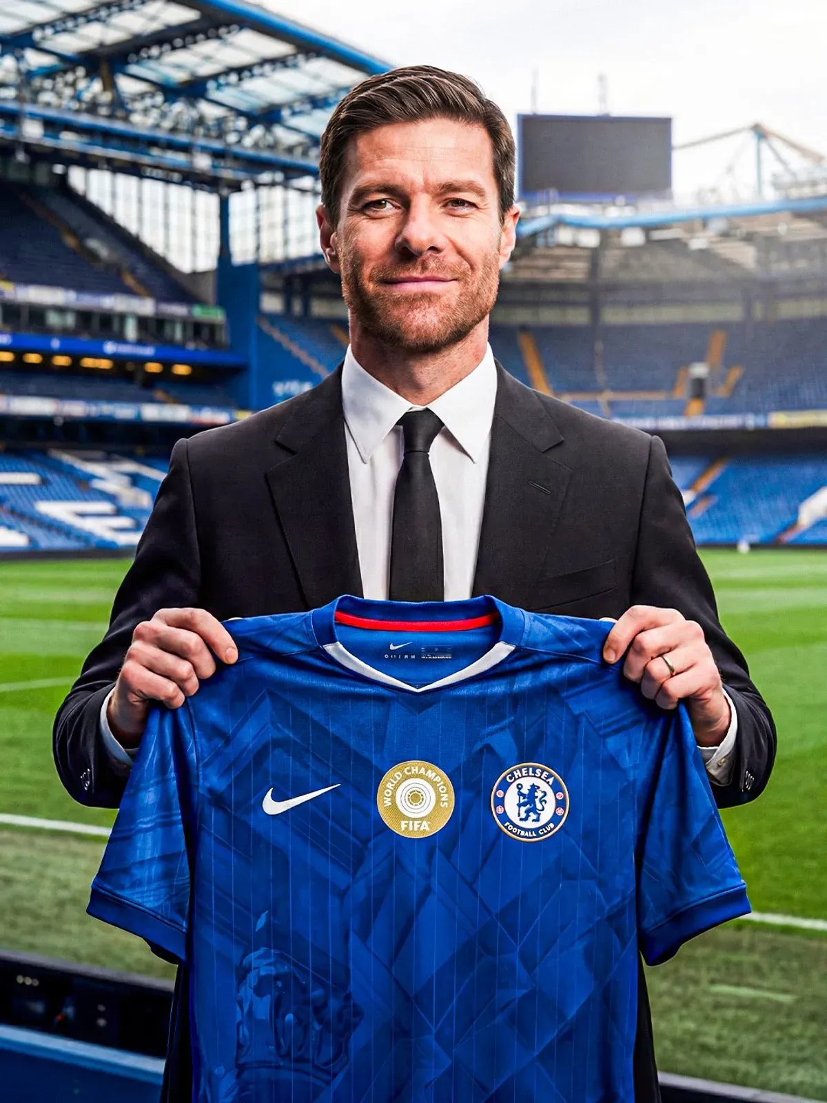 Oficjalnie: Chelsea ma nowego trenera. Xabi Alonso podpisał wieloletni kontrakt