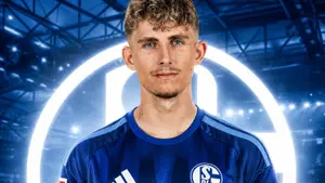 Oficjalnie: Jesper Lindstrøm zmienia klub. Zaskakujący kierunek transferu