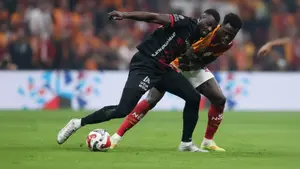 Oficjalnie: M’Baye Niang nowym zawodnikiem Dunkerque. To jego szesnasty klub w karierze
