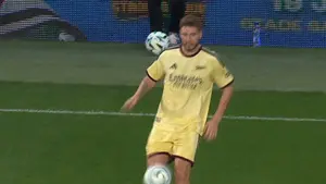 On wciąż to ma! Thierry Henry wciąż ma ten magiczny dotyk! Oglądaj Pires Legends