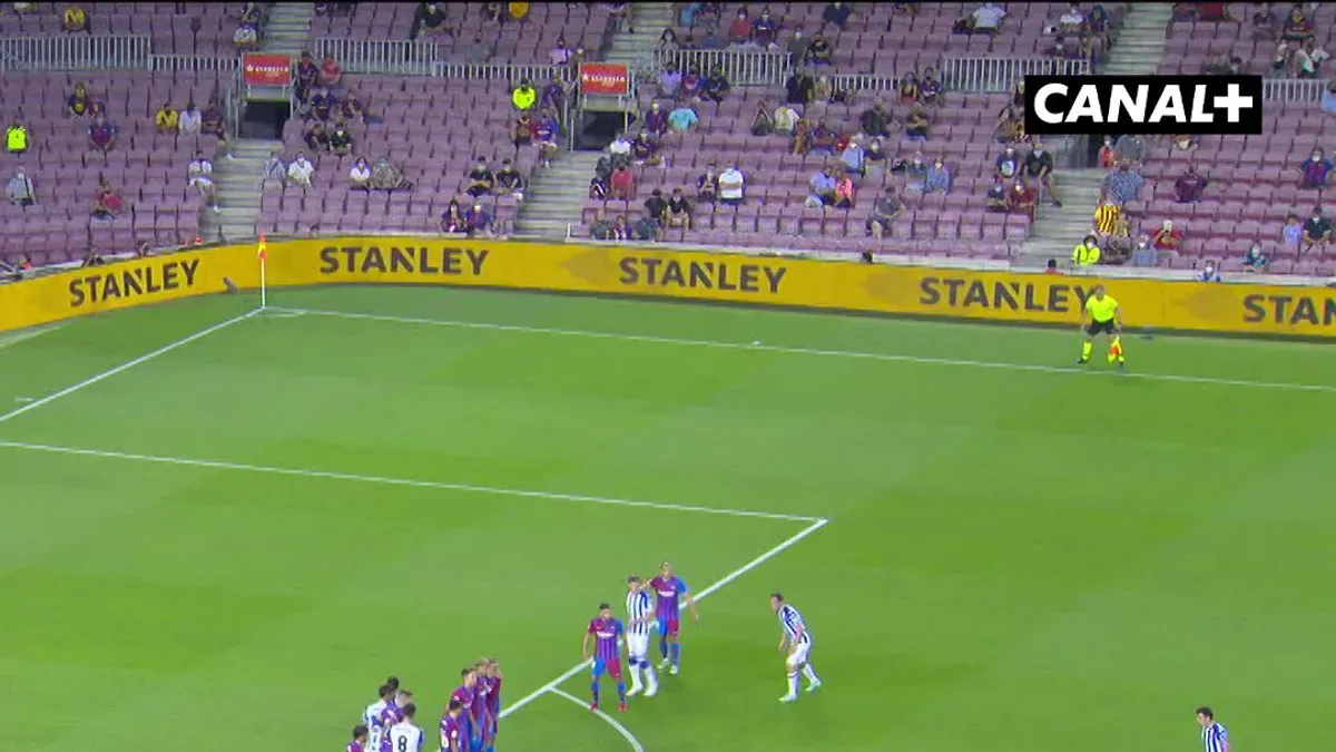 Oyarzabal strzela jak natchniony! Pamiętacie tę bramkę z Barceloną?