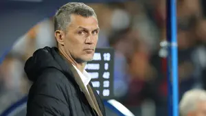 Paolo Maldini wraca do wielkiej gry. Legenda podjęła decyzję i już rozmawia z Pepem Guardiolą