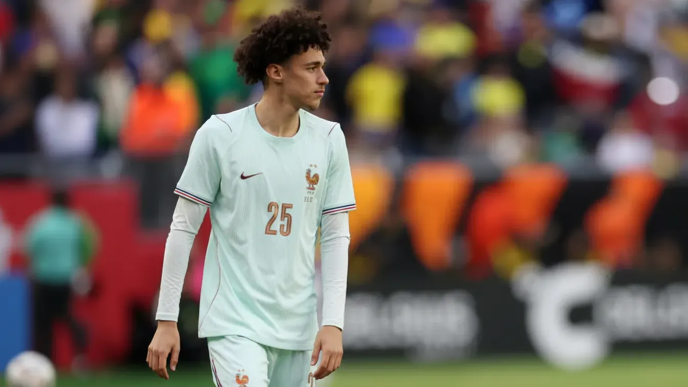 Paryż oszalał na punkcie gwiazdy Monaco. Czwarta oferta i nagły ruch Liverpoolu