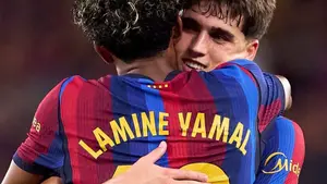 Pau Cubarsí wspiera Lamine Yamala w walce o Złotą Piłkę przed meczem z Galatasaray