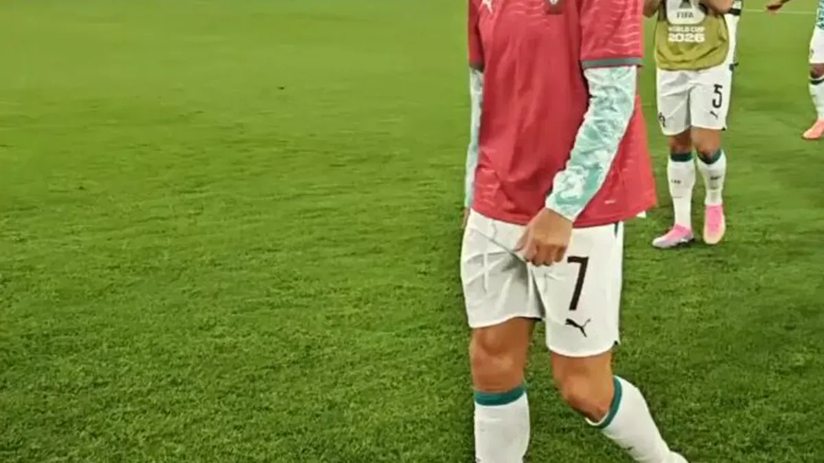 Piękny gest Cristiano Ronaldo. Kapitan reprezentacji Portugalii po meczu z Chorwacją założył koszulkę z numerem 21, z kt