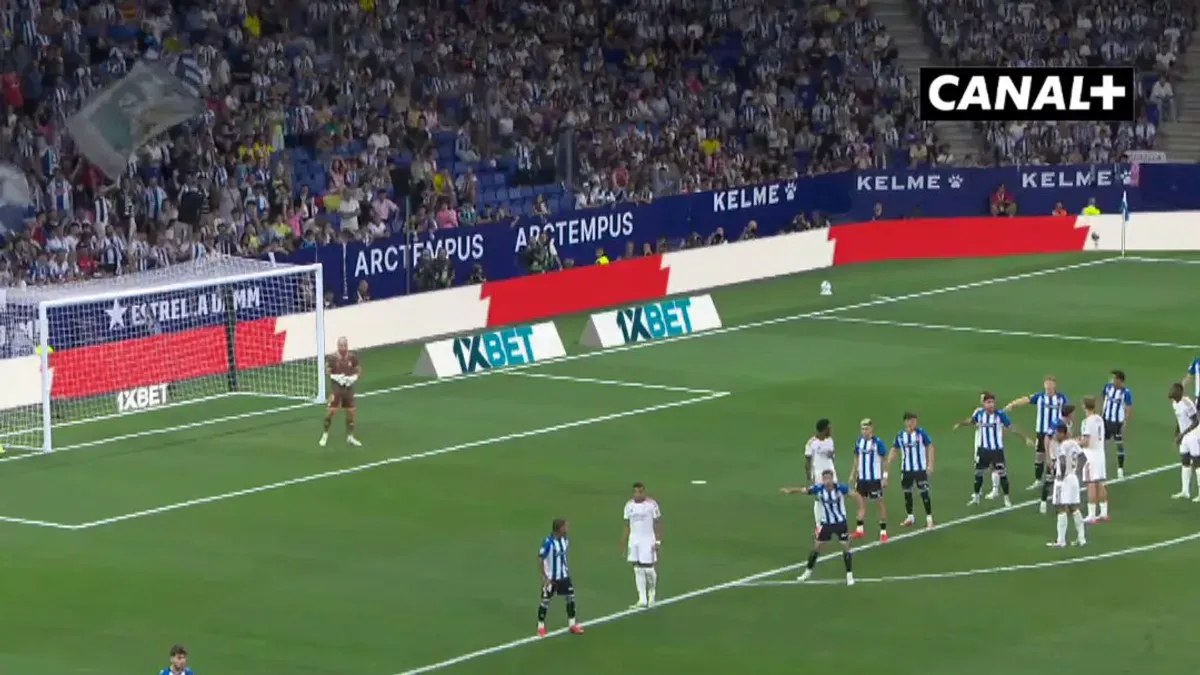 Pierwszy gol Realu Madryt w nowym sezonie LaLiga!Jego autorem Jude Bellingham! Oglądaj: