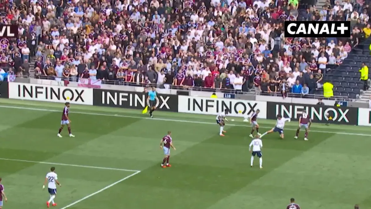 Pierwszy gol tottenhamu w tym sezonie! Matty Cash nie zdołał uratować sytuacji