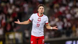 Pietuszewski czy Szymański? Jan Urban stoi przed decyzją, która może zdecydować o mundialu