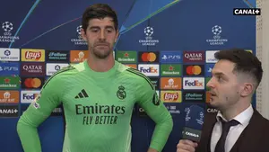 Po meczu Realu Madryt z Benfiką z Thibaut Courtois rozmawiał @Mich_Mit Oglądaj Magazyn Skrótów Ligi Mistrzów UEFA: