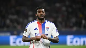 Problemy Lyonu przed meczem w Hiszpanii. Paulo Fonseca musi postawić na debiutanta