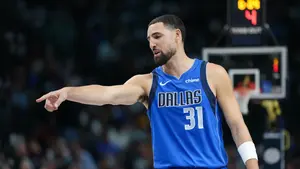 Przyszłość gwiazdy NBA pod znakiem zapytania. Trzy potęgi walczą o wielki powrót