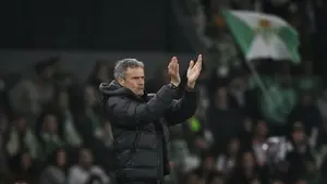 PSG ogłasza wielkie wieści przed hitem. Luis Enrique i pięciu piłkarzy z nowymi umowami.
