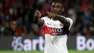PSG wystawiło gwiazdy na sprzedaż. Znamy cenę za napastnika, Juventus rusza do akcji