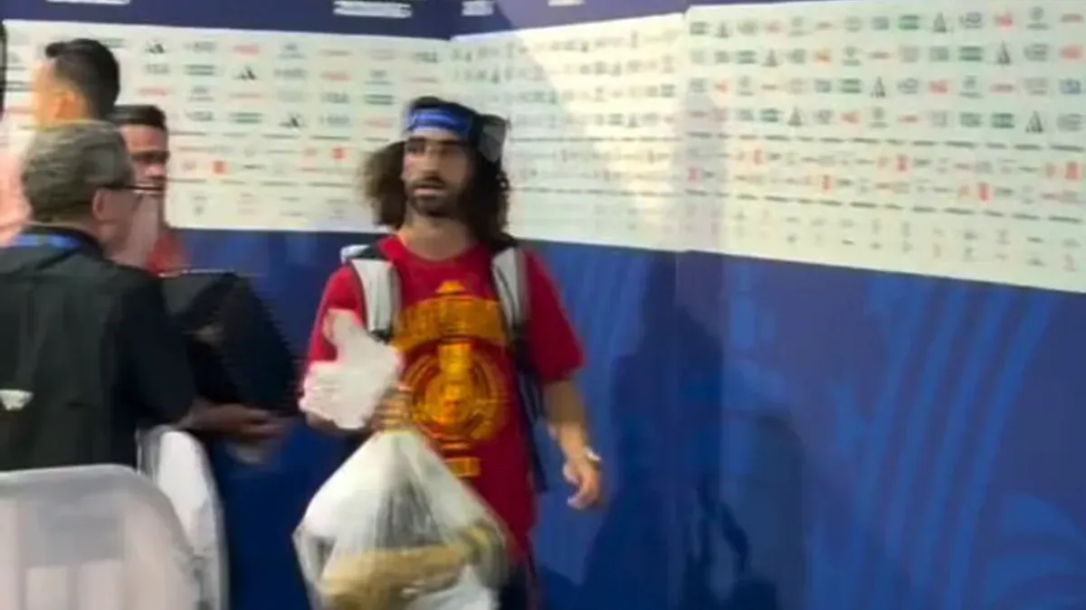 Puchar Świata w reklamówce? Zaskakujące nagranie z trofeum