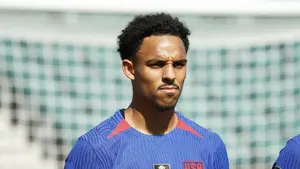 Rangers uderza po byłego gracza Romy. Belgowie odrzucili miliony, ale piłkarz podjął już decyzję