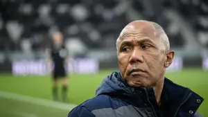 Ratunek w rękach Kombouaré. Paris FC zmienia trenera w walce o utrzymanie