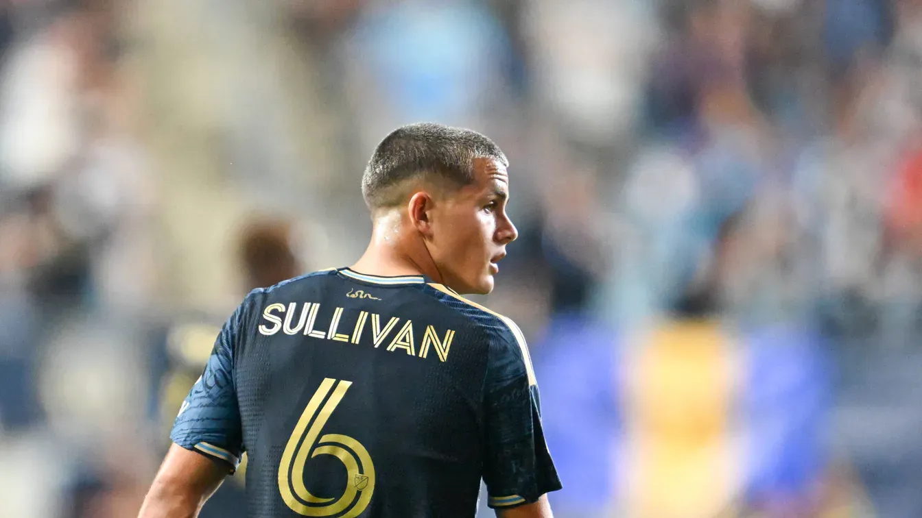 Real i Barcelona chcą ukraść talent Manchesterowi City. Cavan Sullivan podjął decyzję