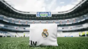 Real Madryt podjął ostateczną decyzję. Gwiazdor zostaje w klubie na lata, Mourinho dał zielone światło