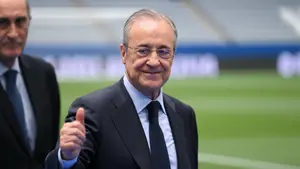 Real Madryt wyprzedza Barcelonę w walce o JJ Gabriela. 15-latek chce opuścić Manchester United