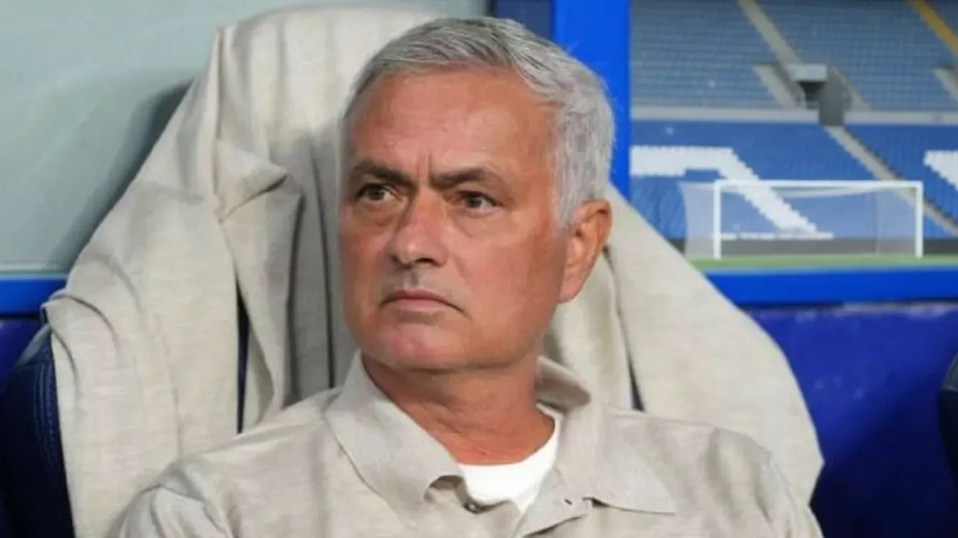 Real Madryt zamieszkał w tym samym hotelu co Barcelona. Mourinho spotka Rodriego?