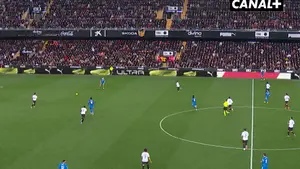Real wygrywa z Valencią 2:0 - gol Mbappe