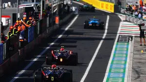 Red Bull ma problem z nowymi bolidami. Verstappen wskazuje na kolegów z toru