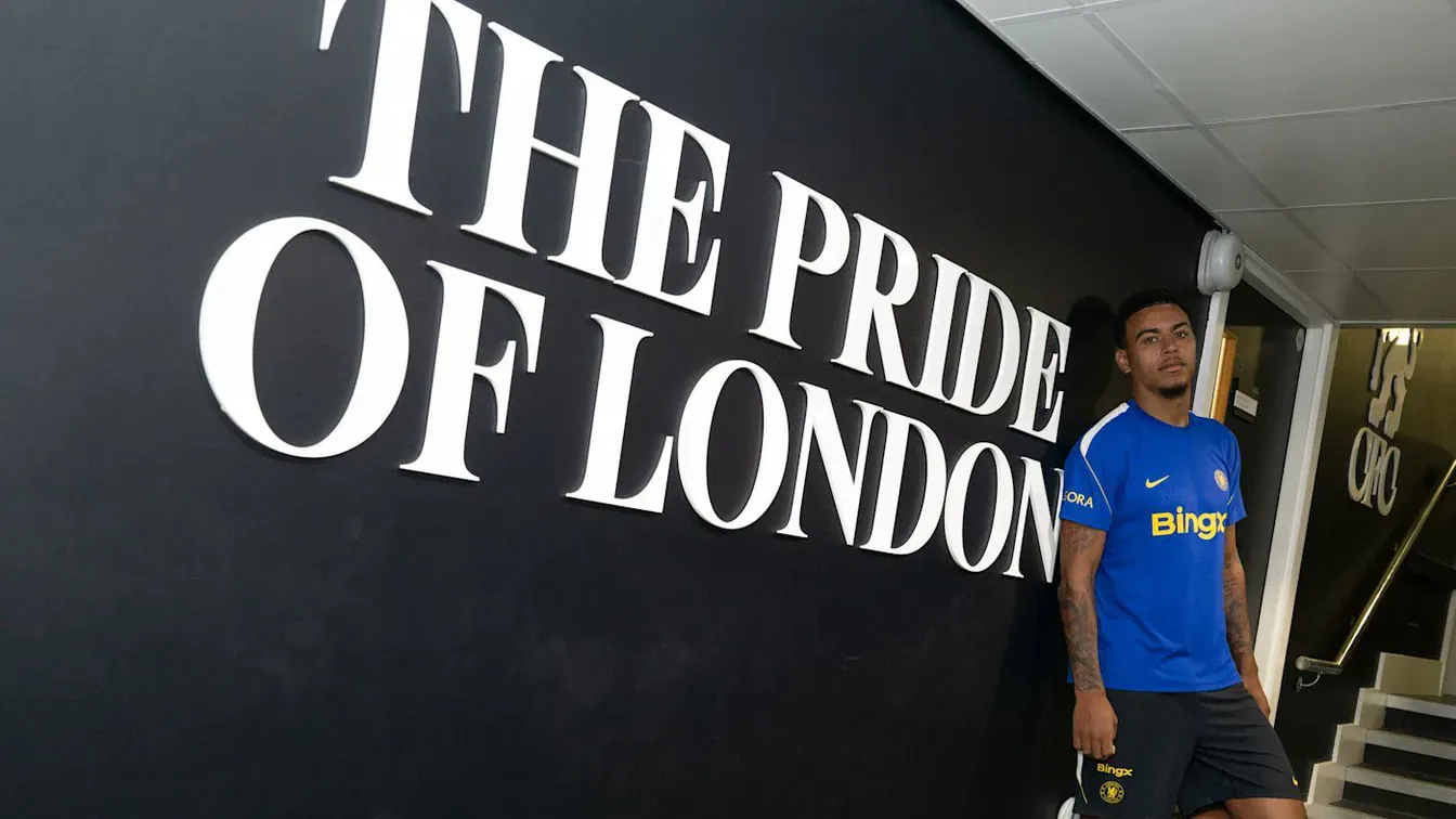 Rekordowy transfer w Premier League stał się faktem. Morgan Rogers wybrał nowy klub