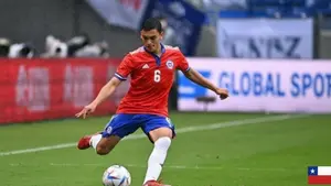 Reprezentant Chile opuszcza Standard Liege. Zaskakujący powrót stał się faktem