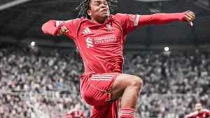 Rio Ngumoha prowadzi rozmowy z Liverpoolem w sprawie przedłużenia kontraktu
