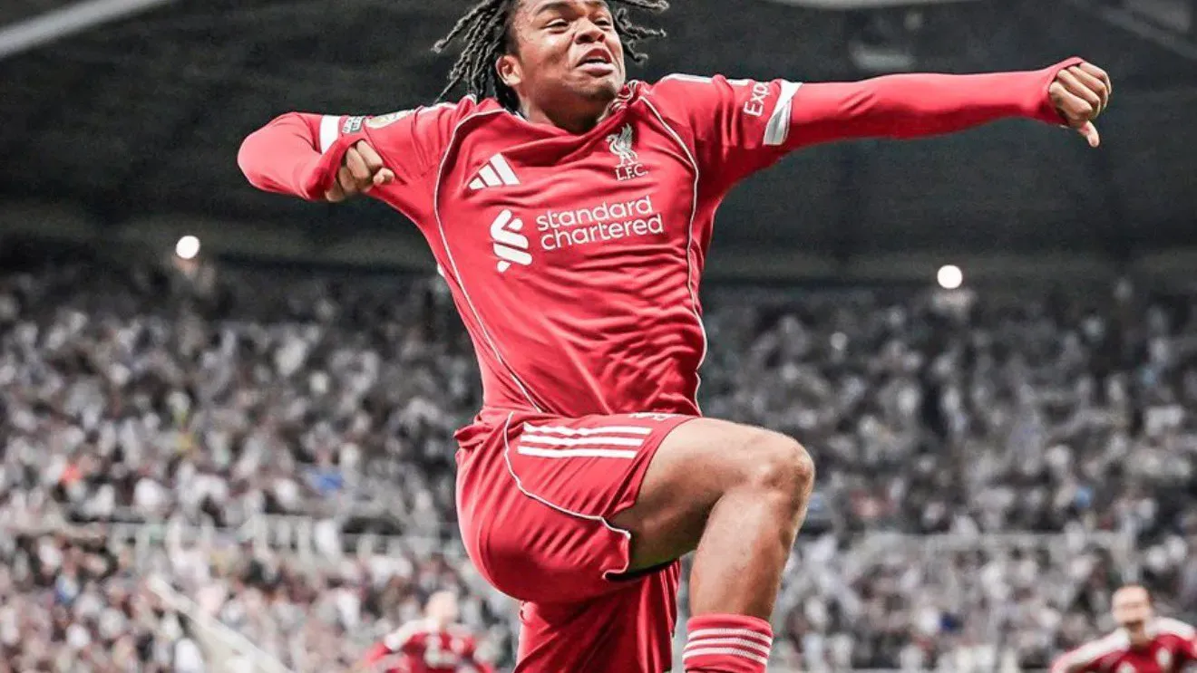Rio Ngumoha prowadzi rozmowy z Liverpoolem w sprawie przedłużenia kontraktu