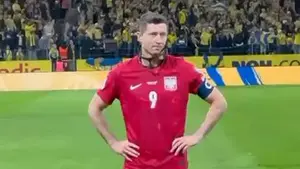 Robert Lewandowski pożegnał się z kibicami. Poruszające sceny po ostatnim mundialu kapitana