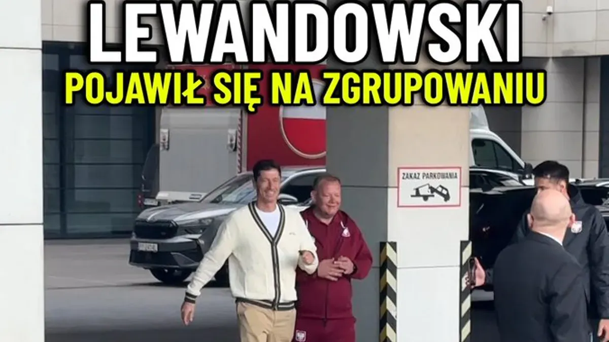 "robert! ROBERT!" Robert Lewandowski przyjechał na zgrupowanie reprezentacji Polski przed meczami Ligi Narodów