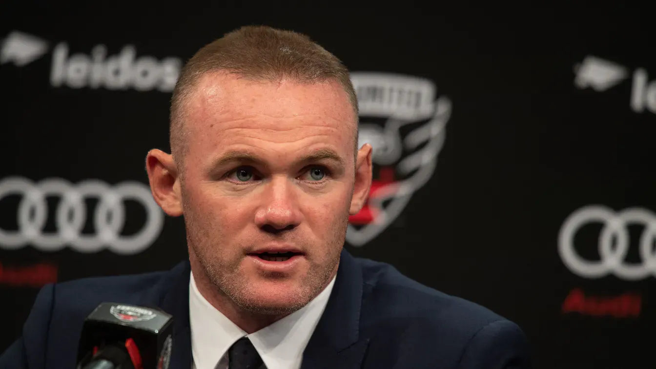 Rooney uderza w VAR po porażce United. Sędziowie przyznali się do błędu
