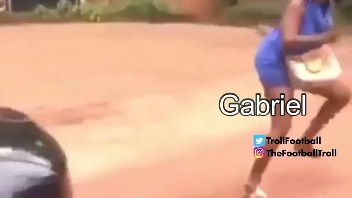 Sano pędzi na bramkę, a tu nagle Gabriel!
