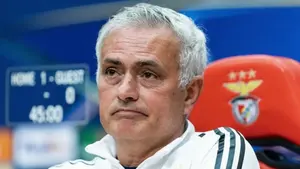 Sensacyjny powrót na horyzoncie? Jose Mourinho czeka na jeden konkretny telefon z Madrytu