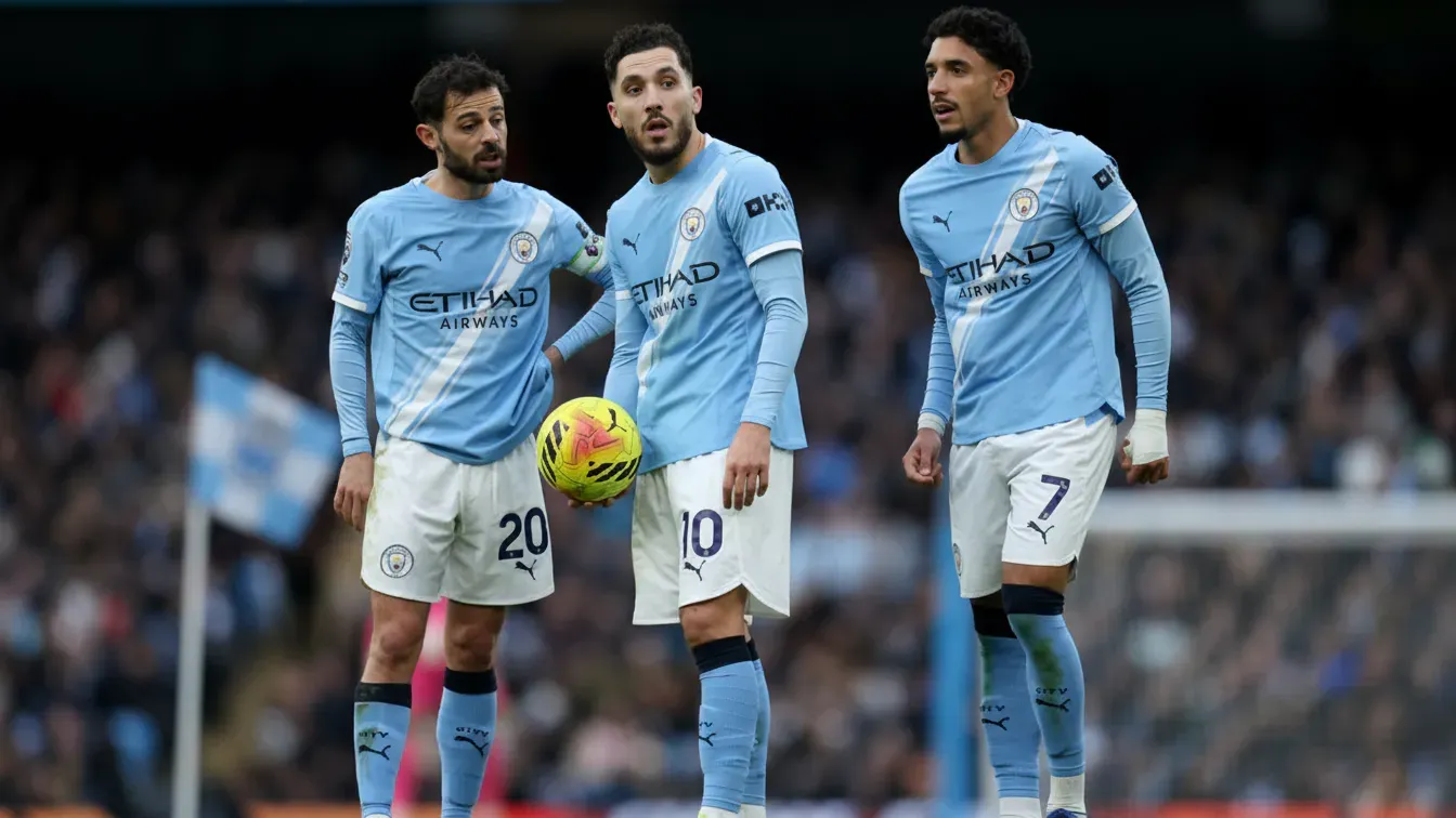 Sensacyjny zwrot w sprawie gwiazdy Manchesteru City. Odrzucił go gigant, teraz wybiera Madryt