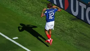 Simeone wskazał cel numer jeden. Wielka bitwa o gwiazdę PSG, cena zwala z nóg