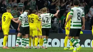 Sporting rozpoczął odrabianie strat! Gonçalo Inácio ładnym strzłem głową umieścił piłkę w siatce! Transmisja: