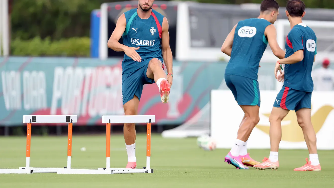 Sporting zgodził się na 40 mln euro, ale transfer Inácia do Milanu upadł