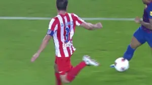 Starcia FC Barcelony i Atletico od lat dają nam mnóstwo emocji i niezwykłe gole. Na naszym YouTube wspominamy dziś histo