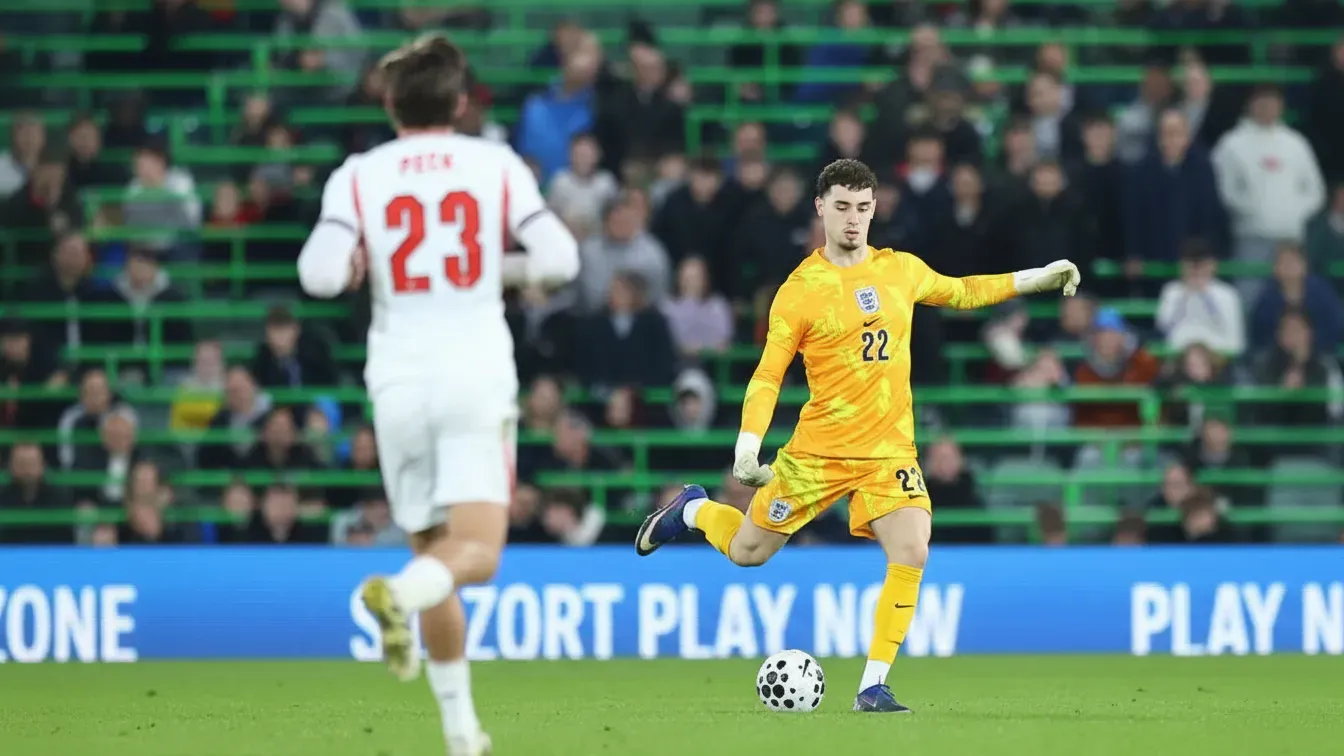 Stevenage negocjuje z Arsenalem. Chodzi o utalentowanego bramkarza