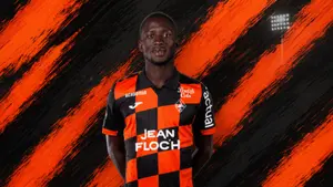Strzelał gole w Ligue 1, teraz jest do wzięcia za darmo. Angielskie kluby już ruszły po snajpera