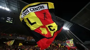Szalony pościg w Ligue 1! Lens wraca z zaświatów, ale marzenia o tytule wiszą na włosku