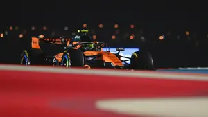 Szef McLarena bije na alarm. Ferrari i Mercedes uciekają reszcie stawki