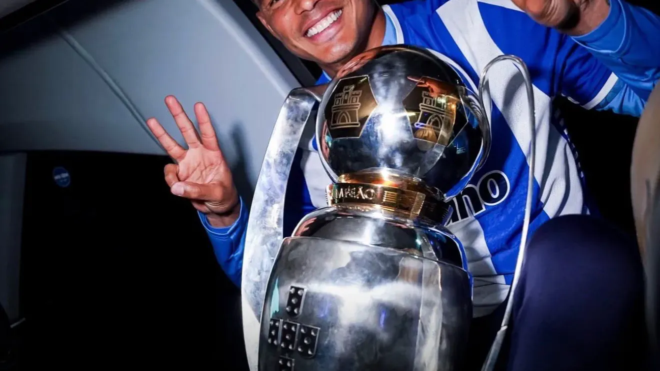 Szokująca decyzja gwiazdora. Thiago Silva natychmiast odchodzi z FC Porto
