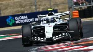 Szokująca decyzja w F1. Polak przejmuje stery w amerykańskim zespole w samym środku przerwy