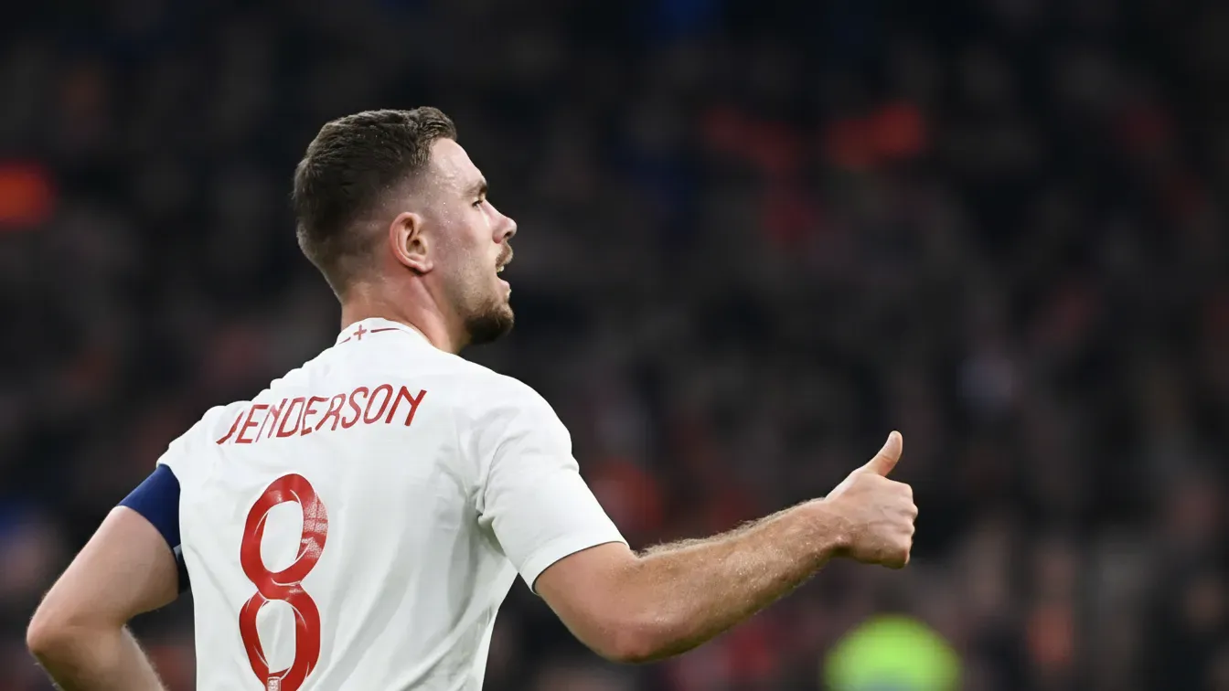 Szokujący ruch Chelsea na rynku. Xabi Alonso chce sprowadzić legendę Liverpoolu