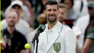 Tajemniczy napis na marynarce Djokovicia. Serb ujawnił ukryte przesłanie na Wimbledonie