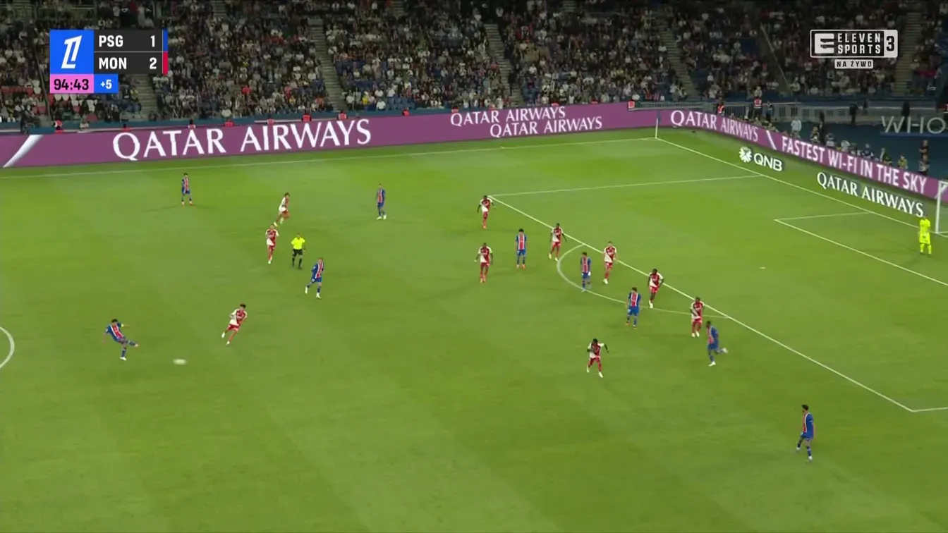 Tak się zatrzymuje Psg! Lukáš Hrádecký został bohaterem w doliczonym czasie gry! Bramkarz popisał się